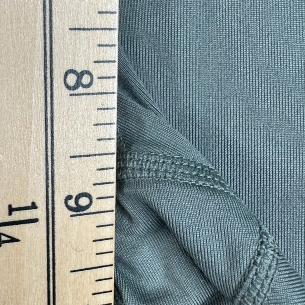 Nike Dri‎ Fit Elastic Waist Ankle Leggings size Medium Green